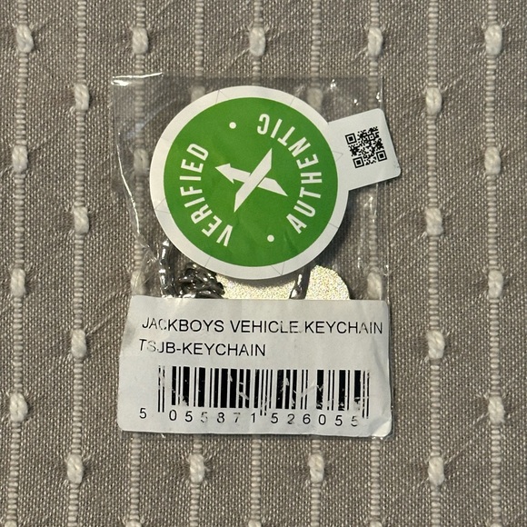 Travis Scott Key Chain - Picture 2 of 2